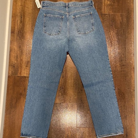 High-Waisted Button-Fly Slouchy Straight Jeans for Women - Picture 5 of 6